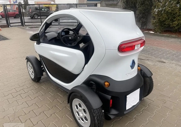 Renault Twizy cena 19900 przebieg: 1452, rok produkcji 2012 z Staszów małe 46